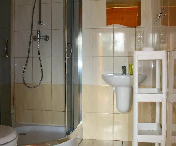 Oaza Dabek بيت خشبي *